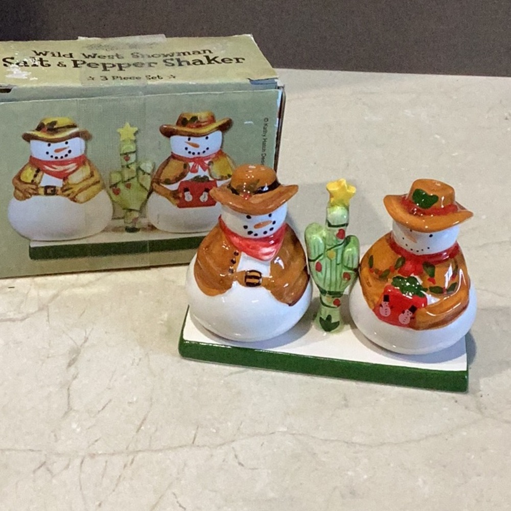 Kathy Hatch Designs Wild West Snowmen Salt & Pepper Shakers 3 piece set